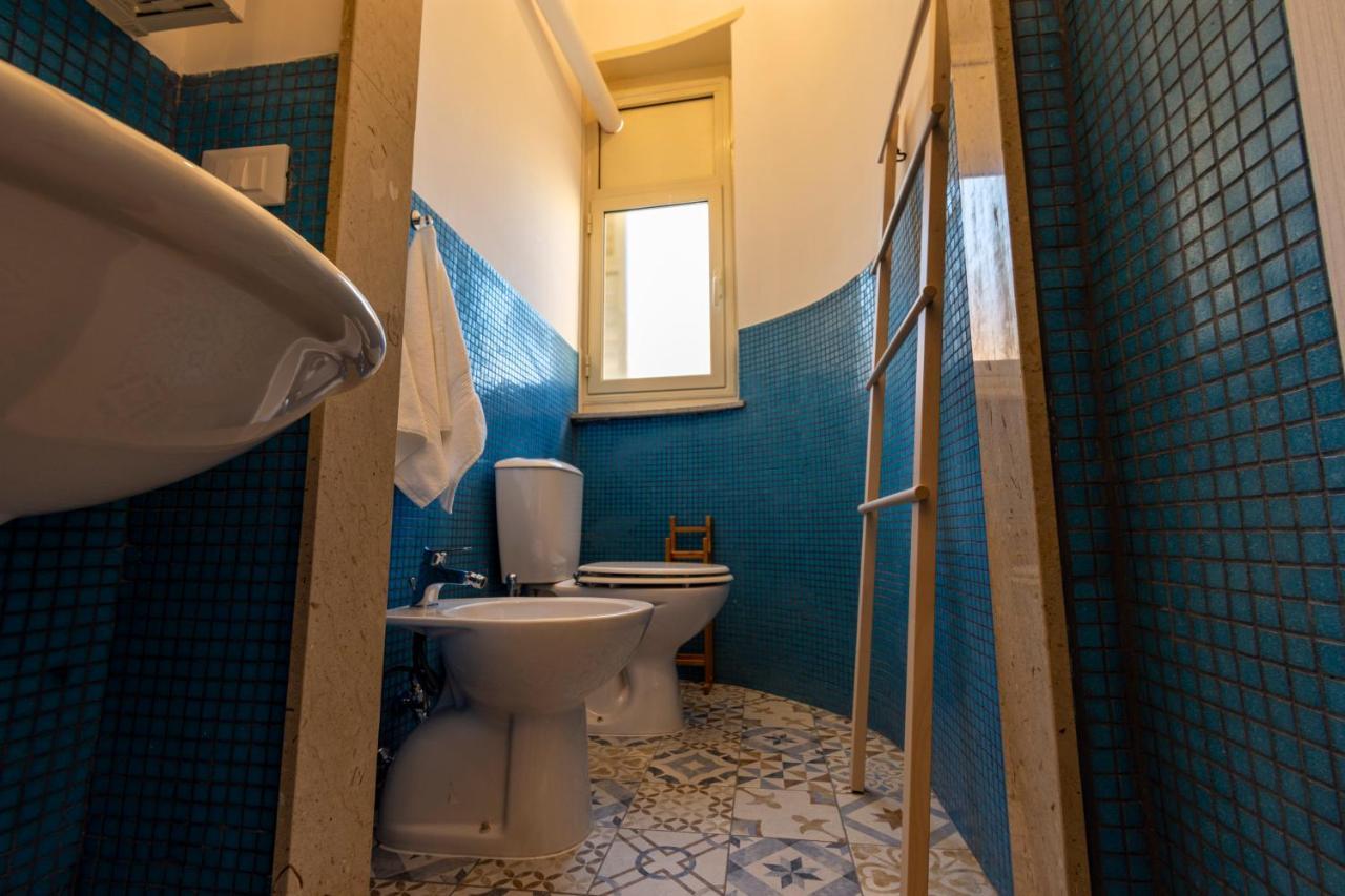 Locanda Popolare Aci Castello Esterno foto